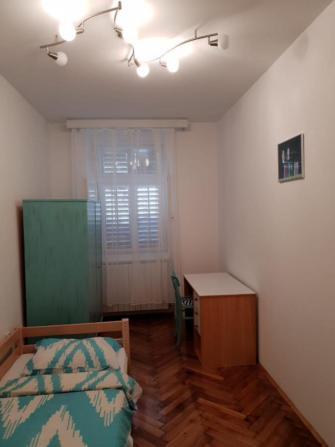 Apartman Pem Pola Esterno foto