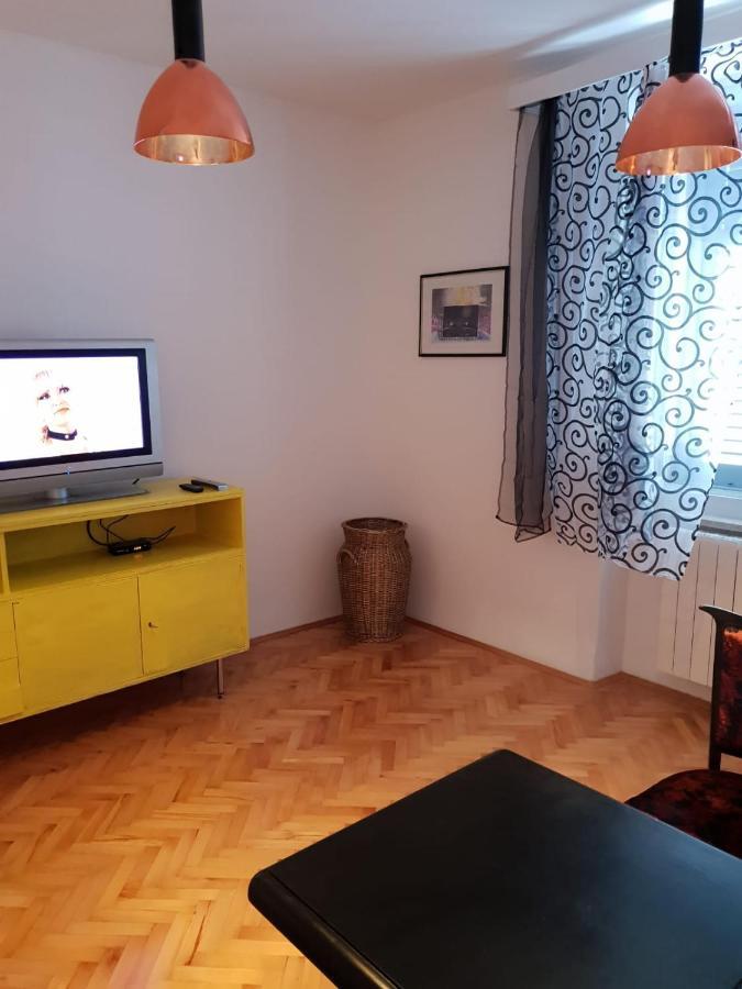 Apartman Pem Pola Esterno foto